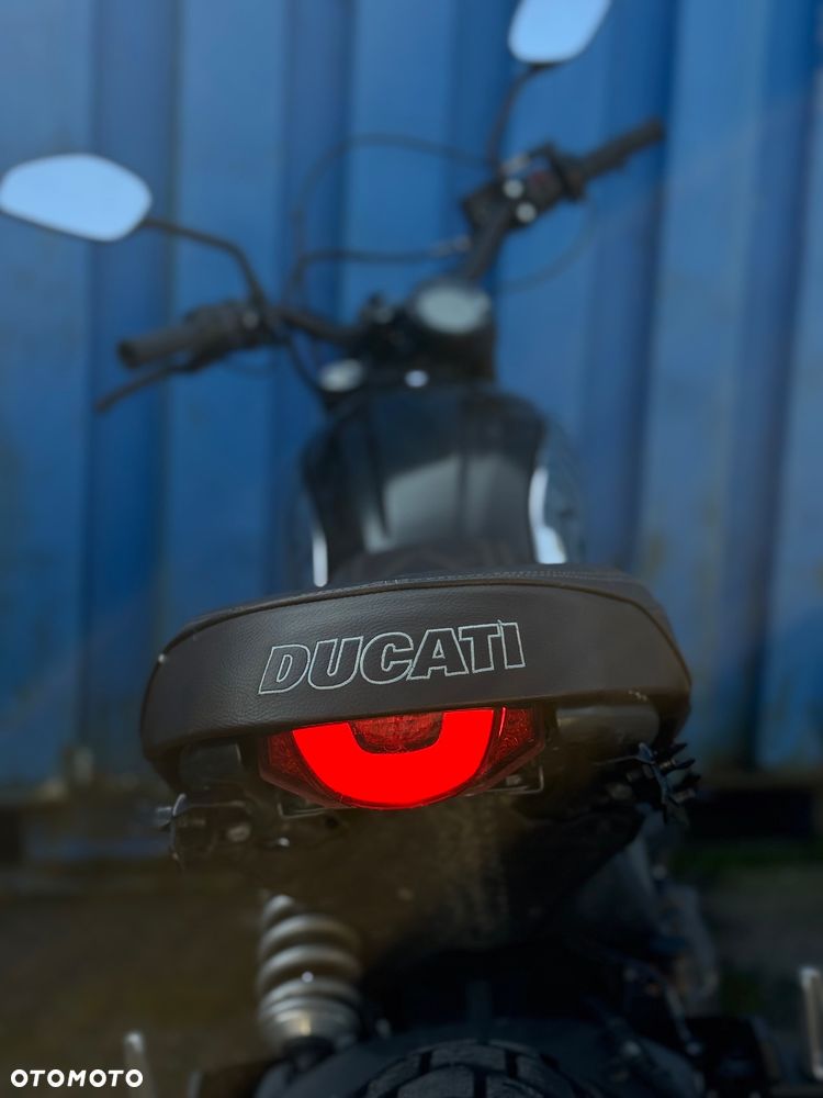 Ducati Scrambler - 11