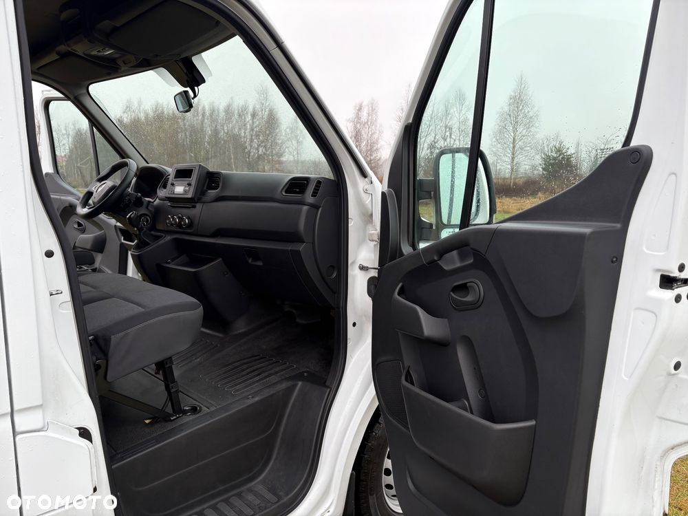 Renault MASTER 145dCi | L3H2 | WINDA | KLIMA | NOWE OPONY | SUPER STAN - 22