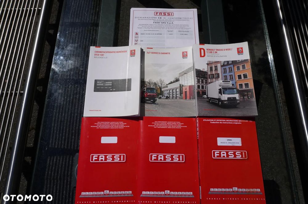 Renault C320 P4x2 E6 / HDS Fassi 5,6 t / Zasięg 8 m / Platforma 15 EPAL - 23