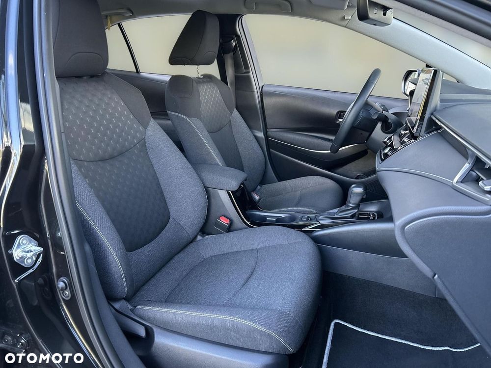 Toyota Corolla 1.8 Hybrid Style - 11