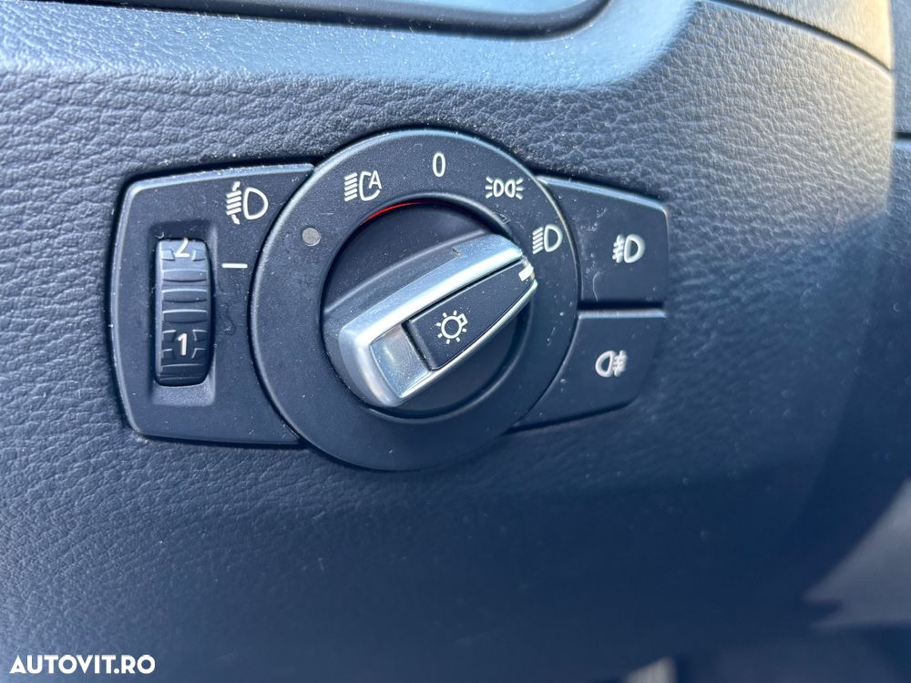 BMW X1 sDrive18d - 8