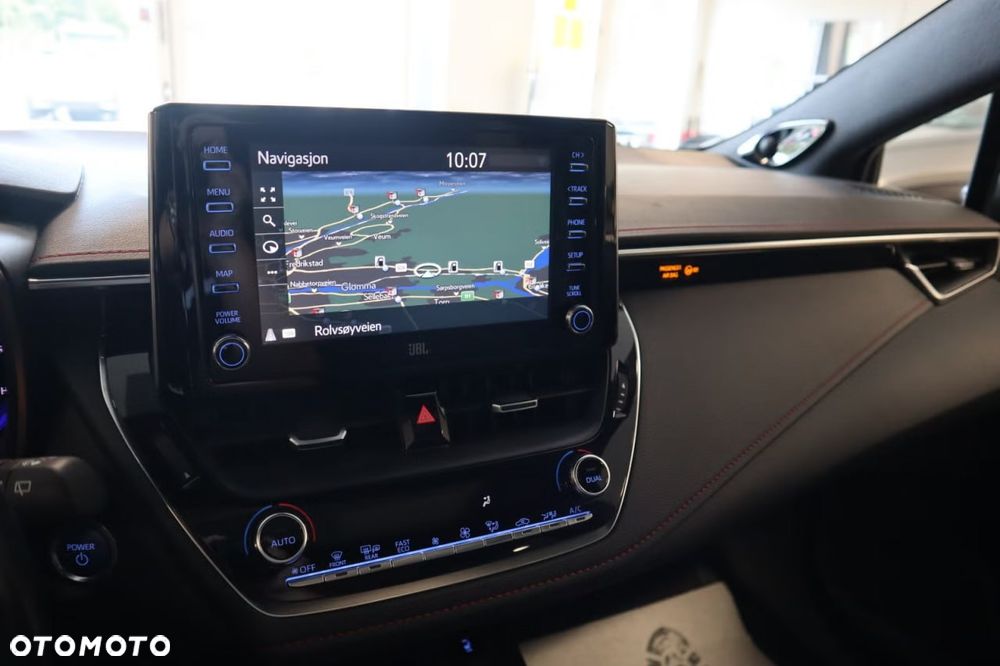 Toyota Corolla 2.0 Lounge - 34