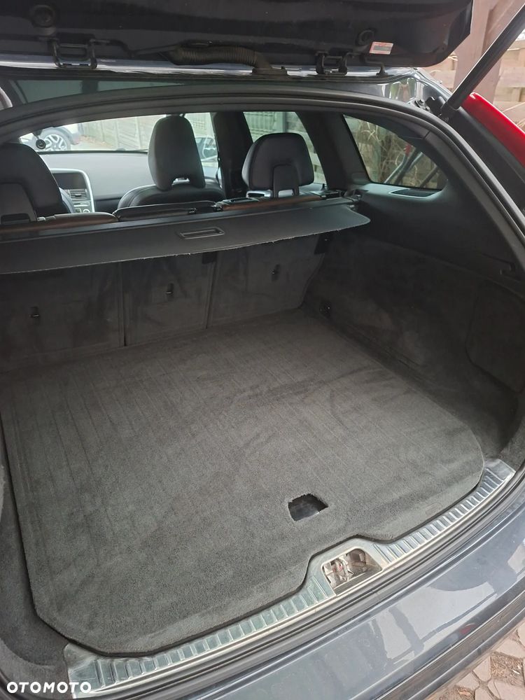 Volvo XC 60 T6 AWD Kinetic - 11