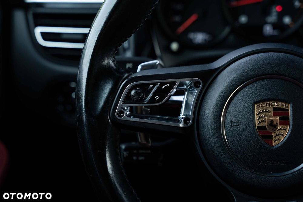 Porsche Macan Standard - 29