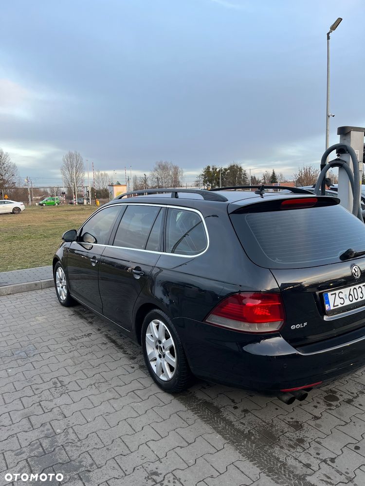 Volkswagen Golf VI 2.0 TDI Comfortline DSG - 32