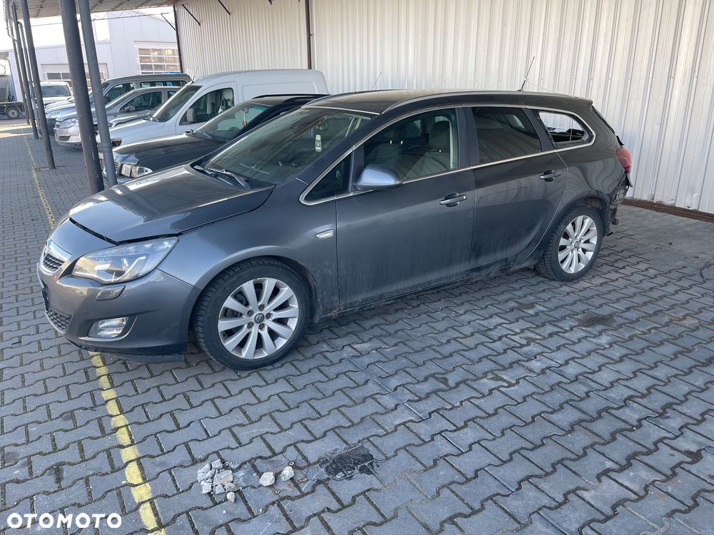 OPEL ASTRA J Z177 BI XENON 13374517 13374518 MASKA BŁOTNIK DRZWI - 4