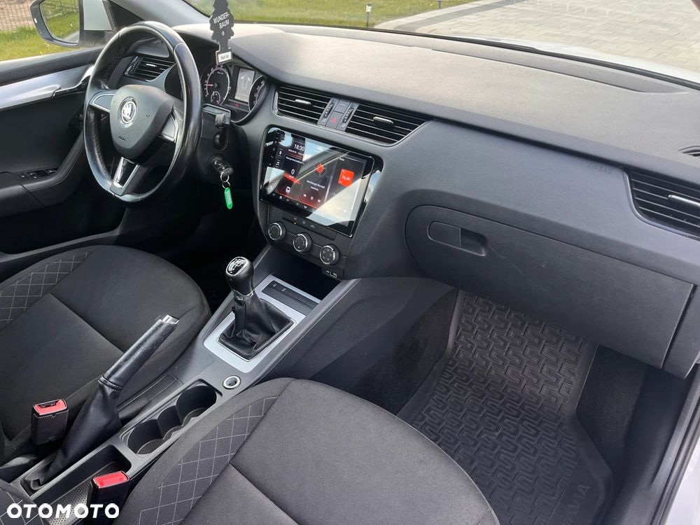 Skoda Octavia - 22