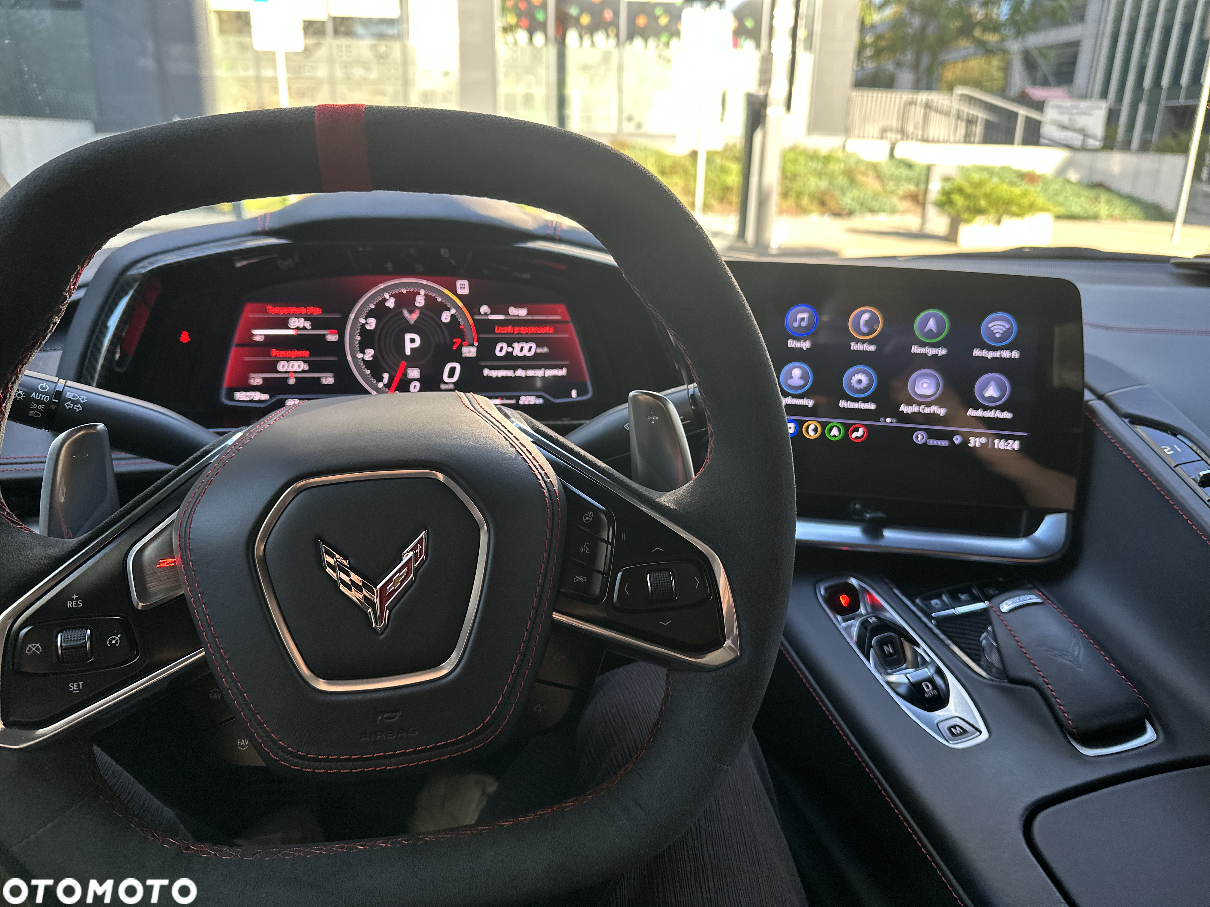 Chevrolet Corvette - 16