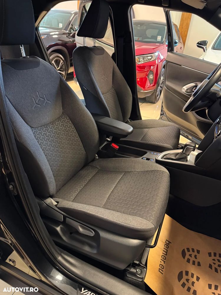 Toyota Yaris Cross 130 1.5 VVT-i Team Deutschland - 22