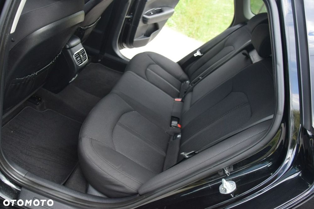 Kia Optima - 24