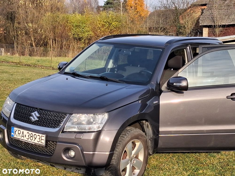 Suzuki Grand Vitara 2011 photo 3