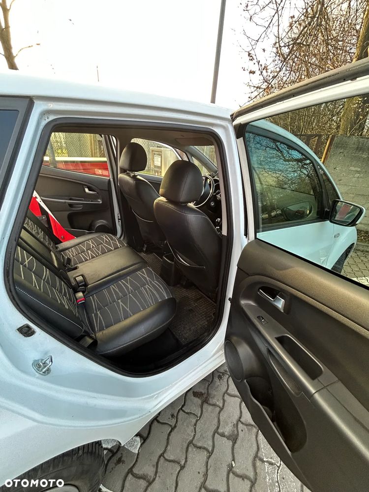 Kia Venga 1.4 Business Line - 17