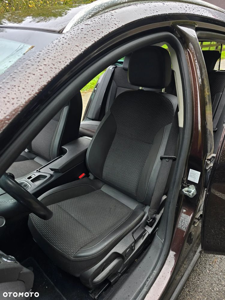 Opel Insignia 2.0 CDTI Cosmo S&S - 20