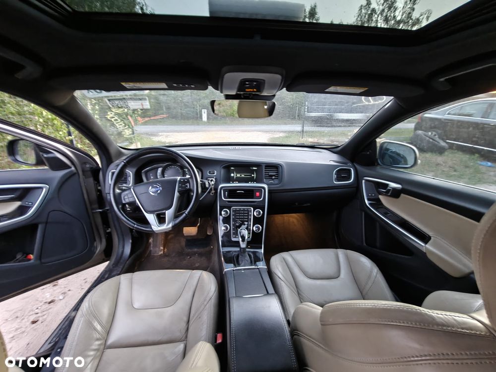 Volvo V60 T5 Geartronic Momentum - 7