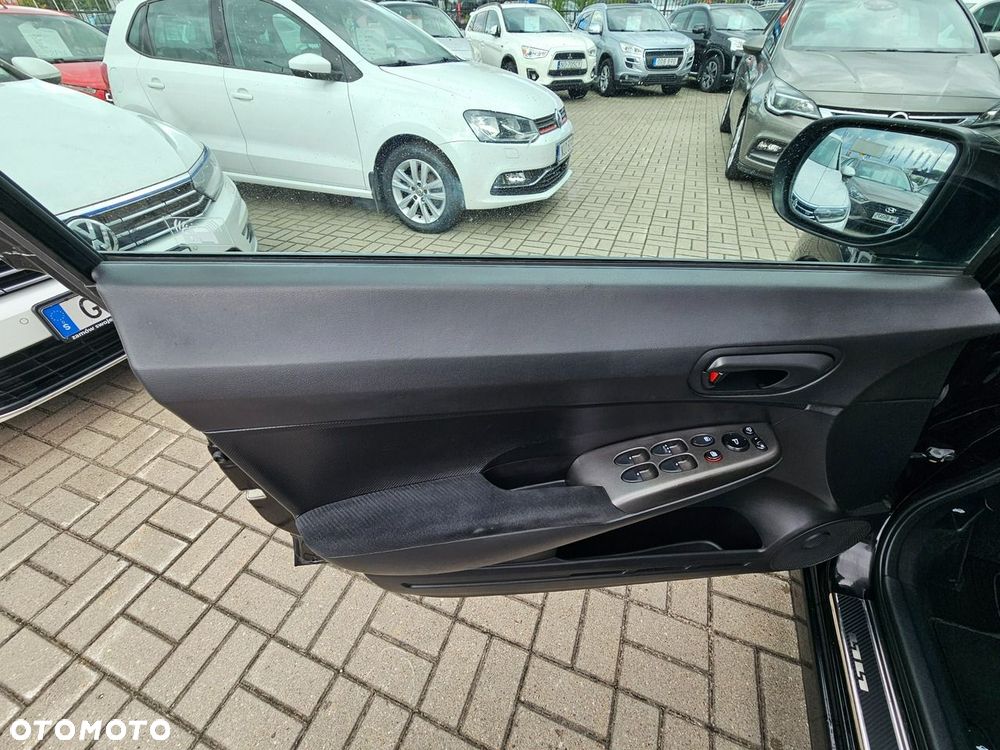 Honda Civic 1.8 Executive - 27
