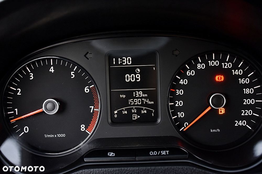 Volkswagen Polo 1.4 16V Comfortline - 6