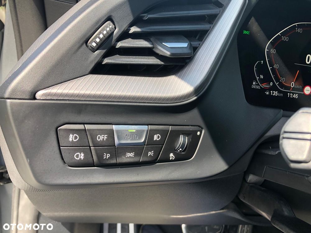 BMW Seria 2 218d M Sport - 28