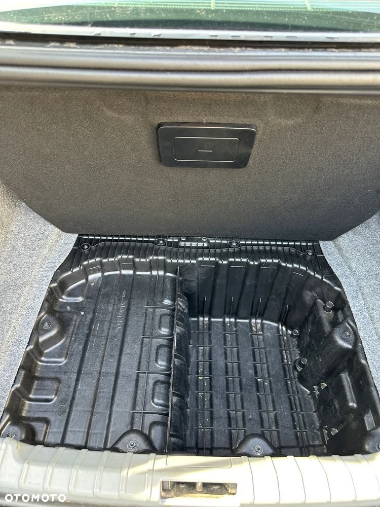 BMW Seria 3 318d DPF - 17