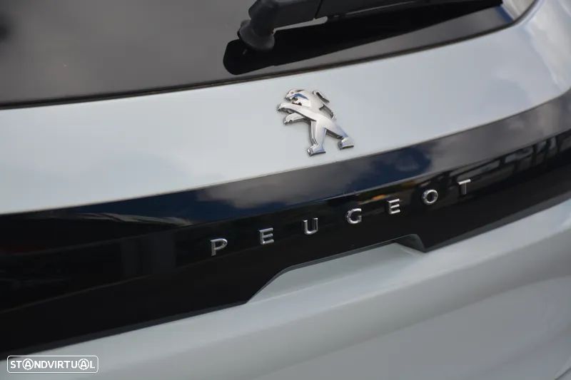 Peugeot 208 1.2 PureTech SE Style - 8