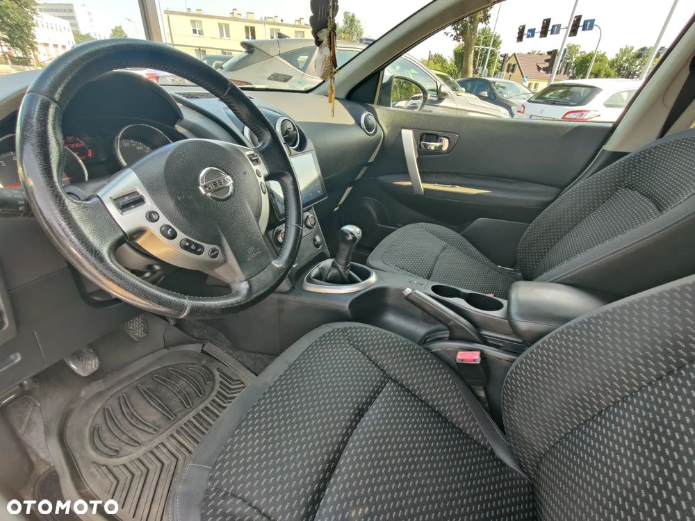 Nissan Qashqai+2 - 12
