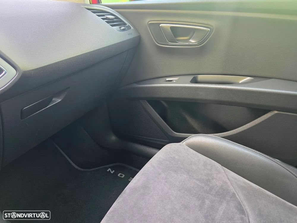 SEAT Leon 1.6 TDI Xcellence S/S - 46