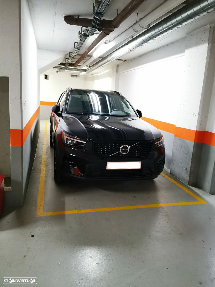 Volvo XC 40 2.0 B3 Plus Dark - 8