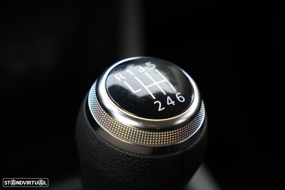 Renault Clio 1.0 TCe Equilibre - 15