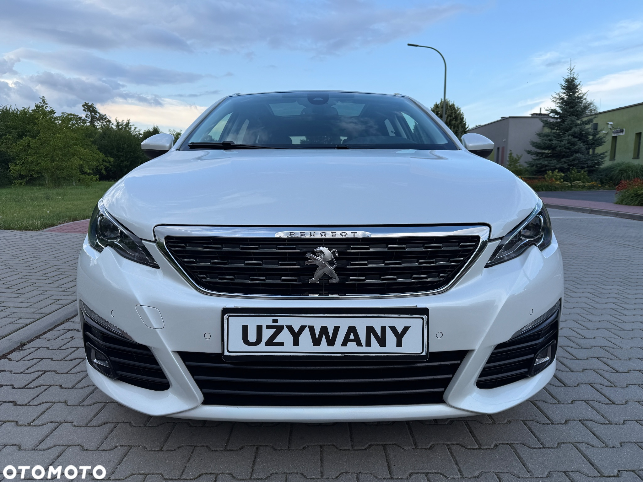Peugeot 308 SW BlueHDi 120 EAT6 Stop & Start Allure - 3