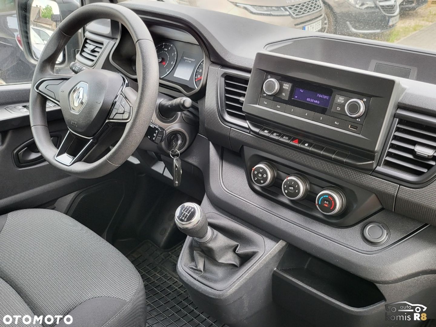 Renault Trafic - 19
