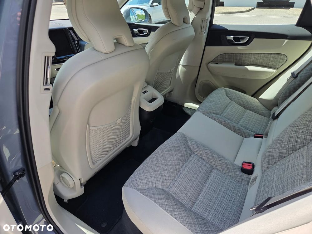Volvo XC 60 B4 B Core - 3