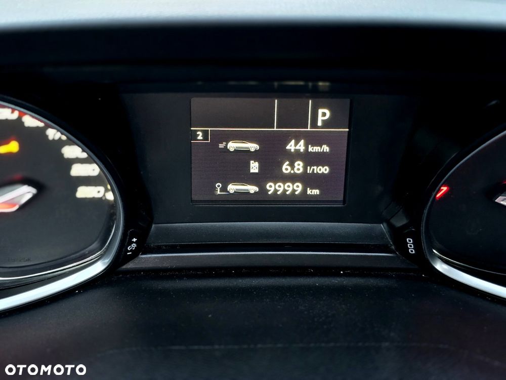 Peugeot 308 - 35