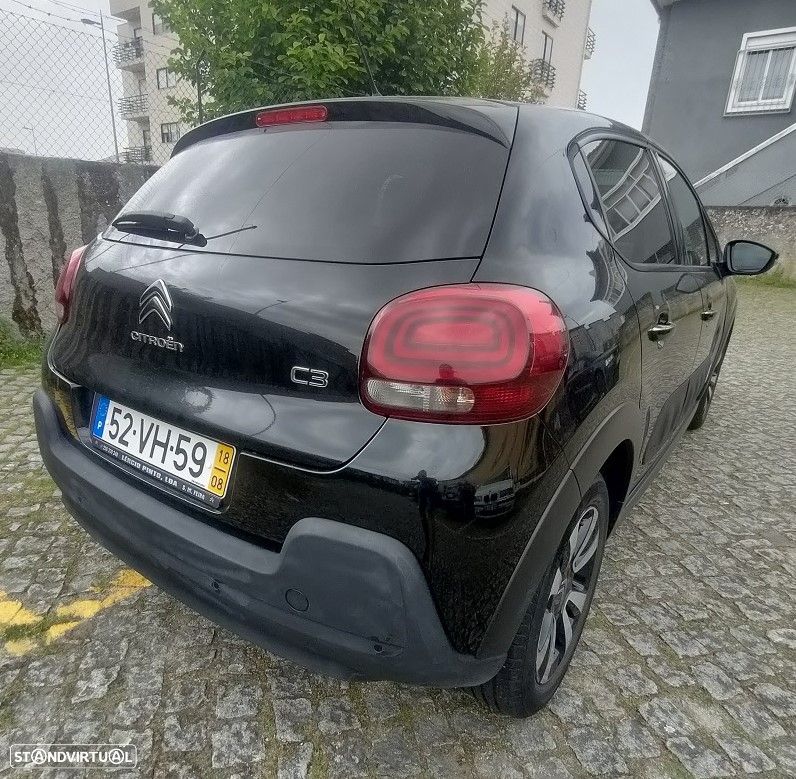 Citroën C3 1.2 PureTech Shine - 2