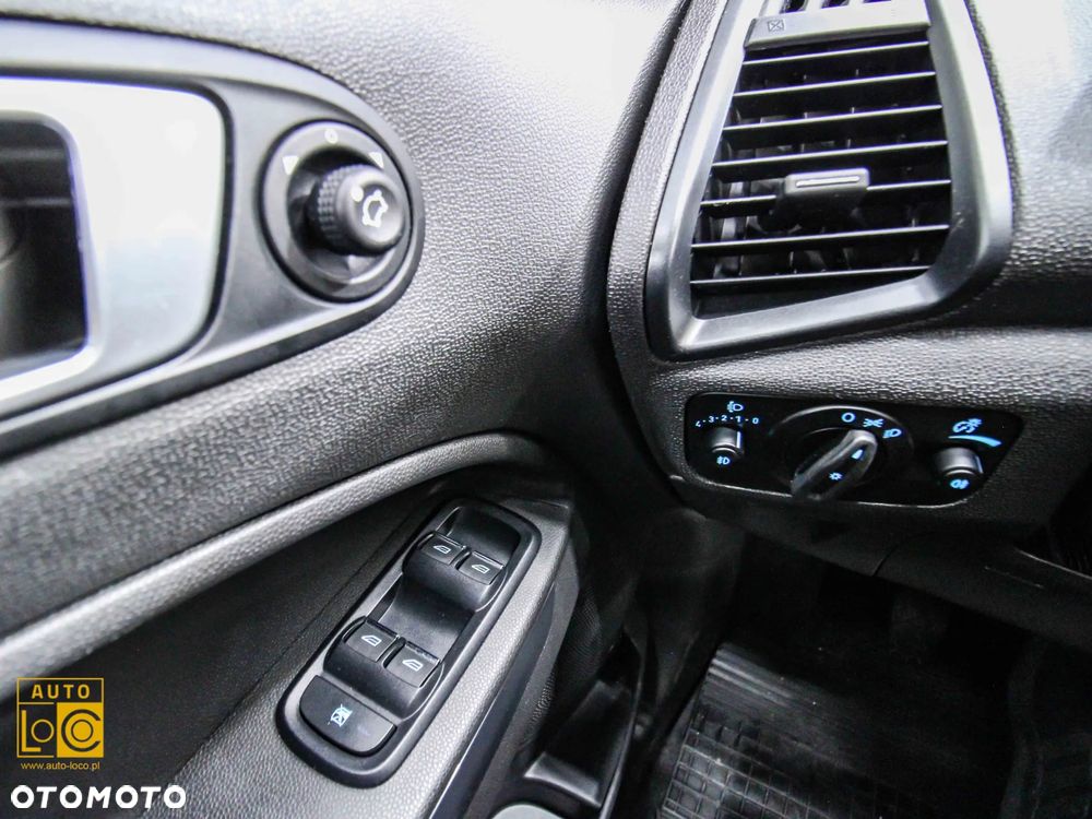 Ford EcoSport 1.5 Ti-VCT TITANIUM - 22