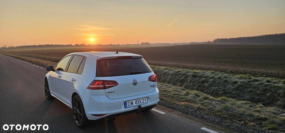 Volkswagen Golf 2.0 TDI BMT Highline DSG - 2