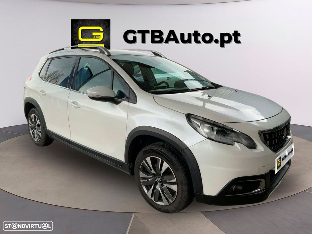 Peugeot 2008 1.2 PureTech Allure EAT6 - 4