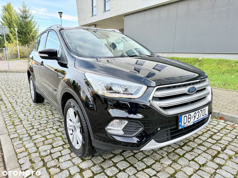 Ford Kuga 1.5 EcoBoost 2x4 Titanium - 3