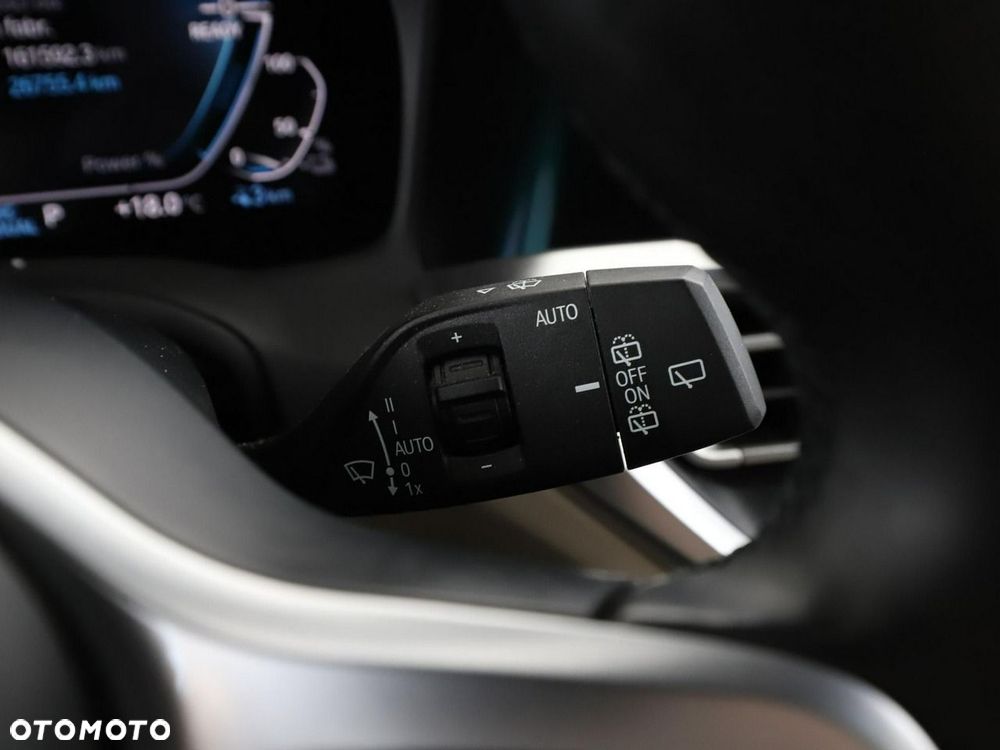 BMW Seria 3 - 36
