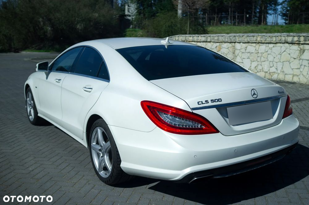 Mercedes-Benz CLS 500 4-Matic BlueEff - 13