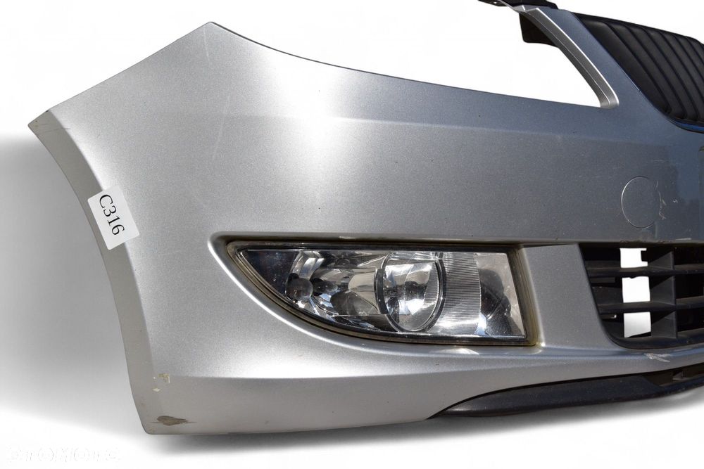 Zderzak Przód SKODA FABIA II Lift Kod lakieru: LA7W - 7