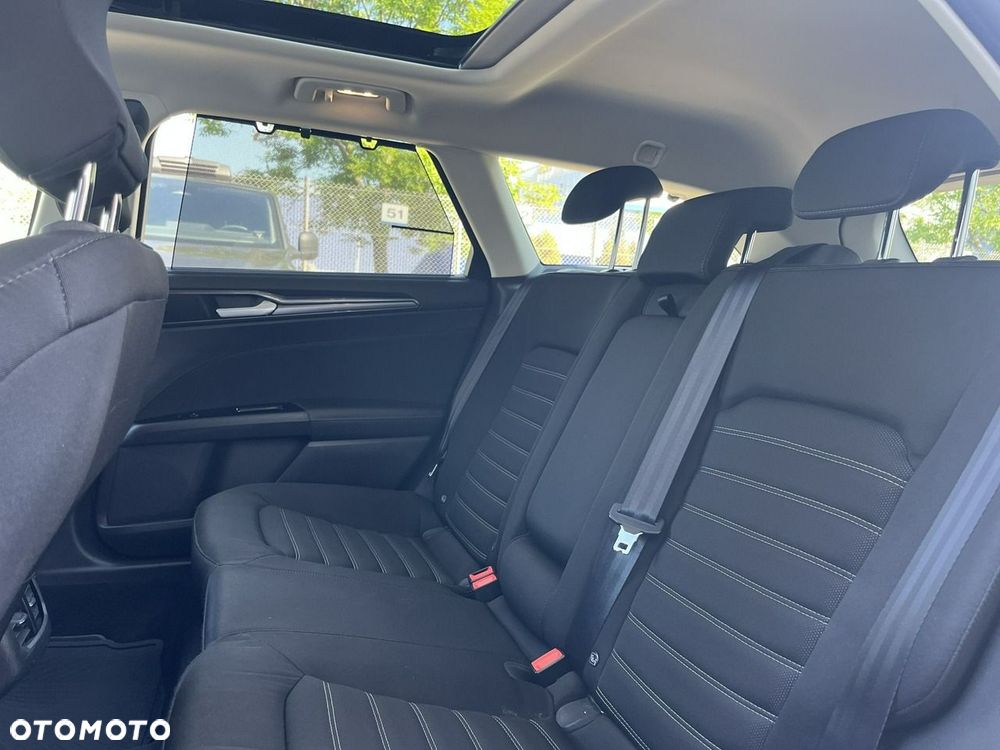 Ford Mondeo 2.0 EcoBlue Titanium - 32
