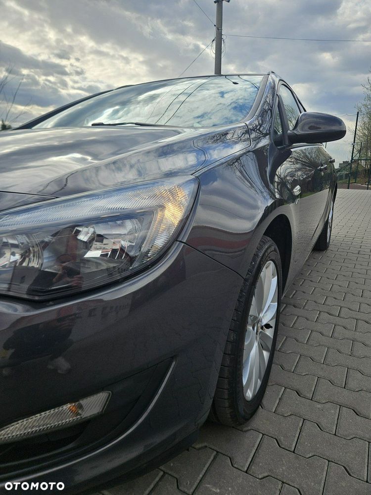 Opel Astra 1.4 Turbo Cosmo - 14