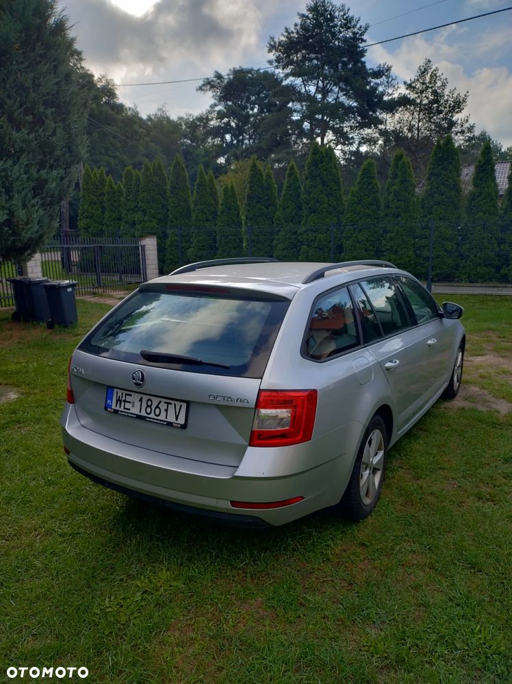 Skoda Octavia 2.0 TDI Ambition - 4