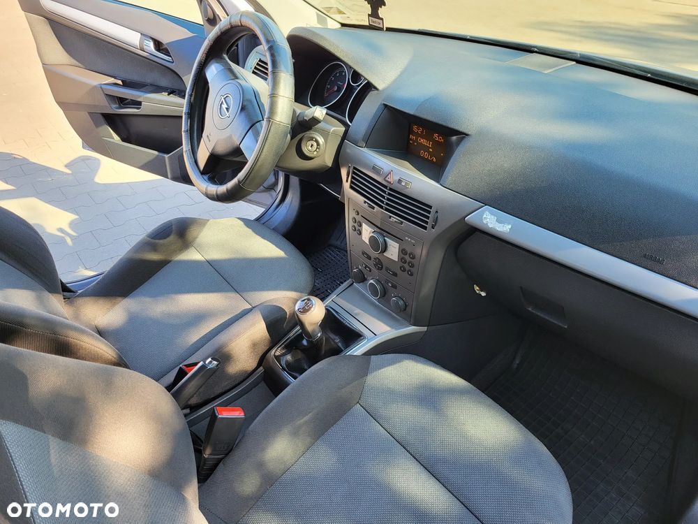 Opel Astra 1.4 Enjoy - 15