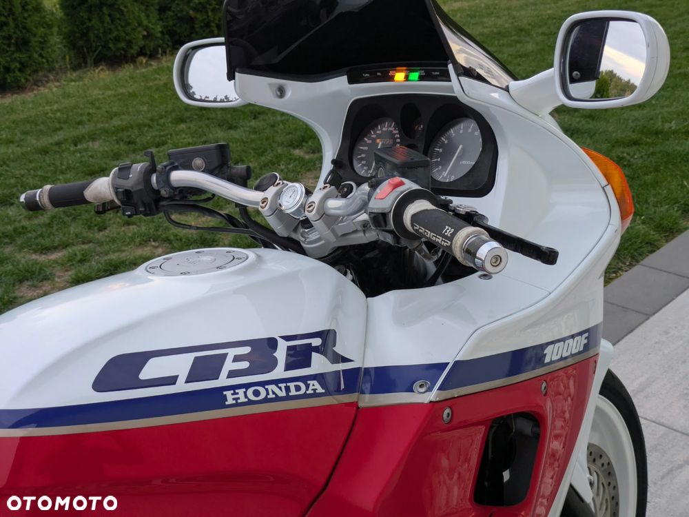 Honda CBR - 28