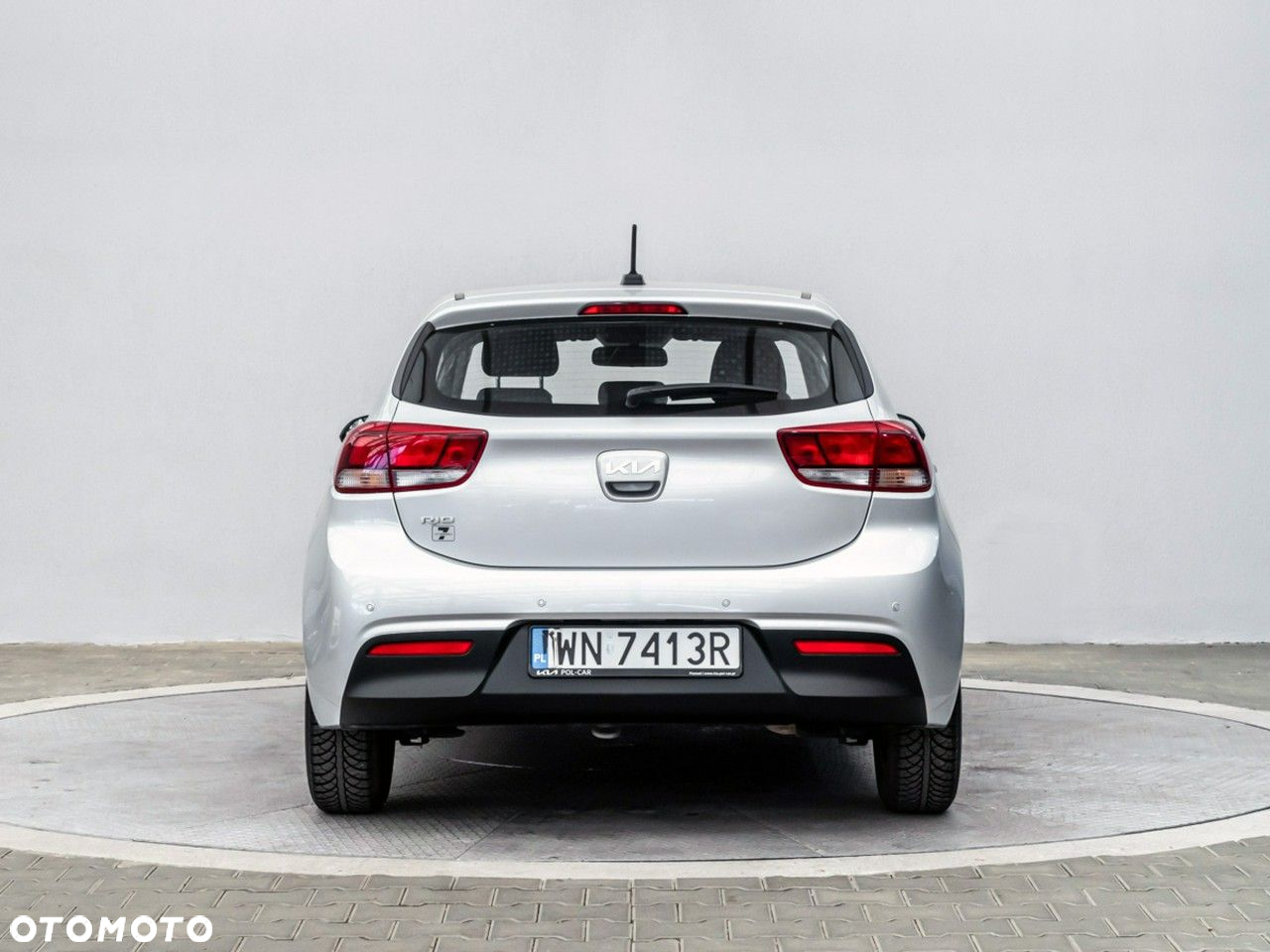 Kia Rio 1.2 M - 8