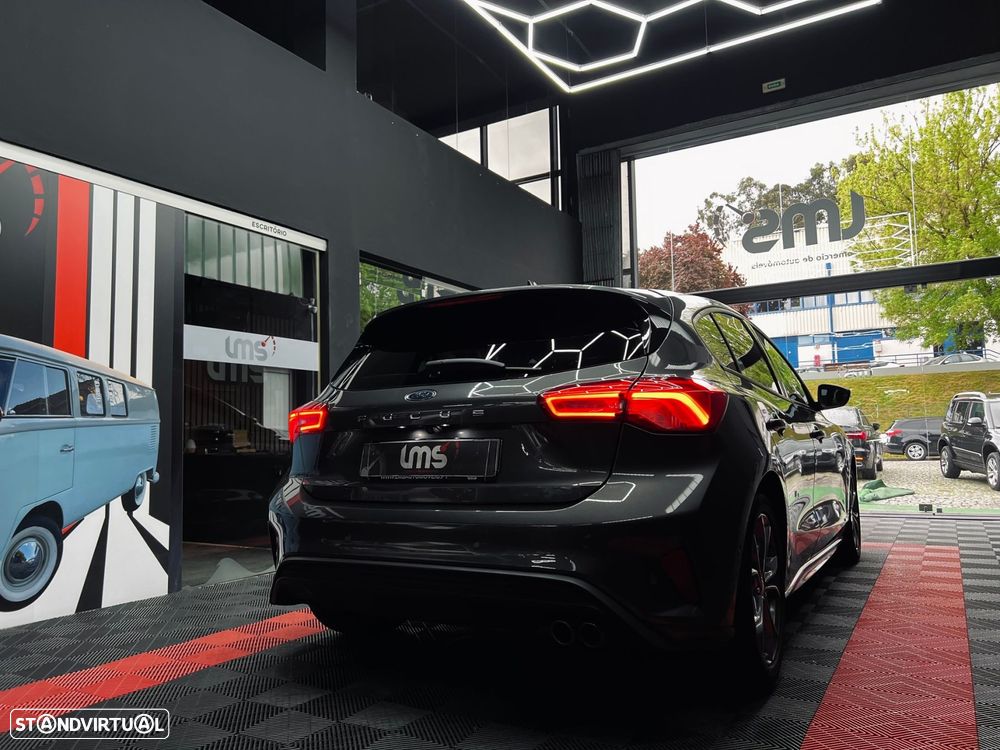 Ford Focus 1.0 EcoBoost ST-Line - 8