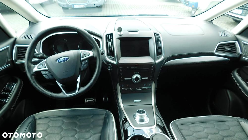 Ford S-Max 2.0 EcoBlue Titanium - 23