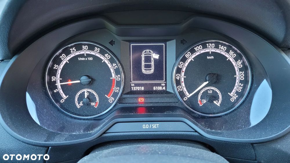 Skoda Octavia 1.6 TDI Ambition - 6