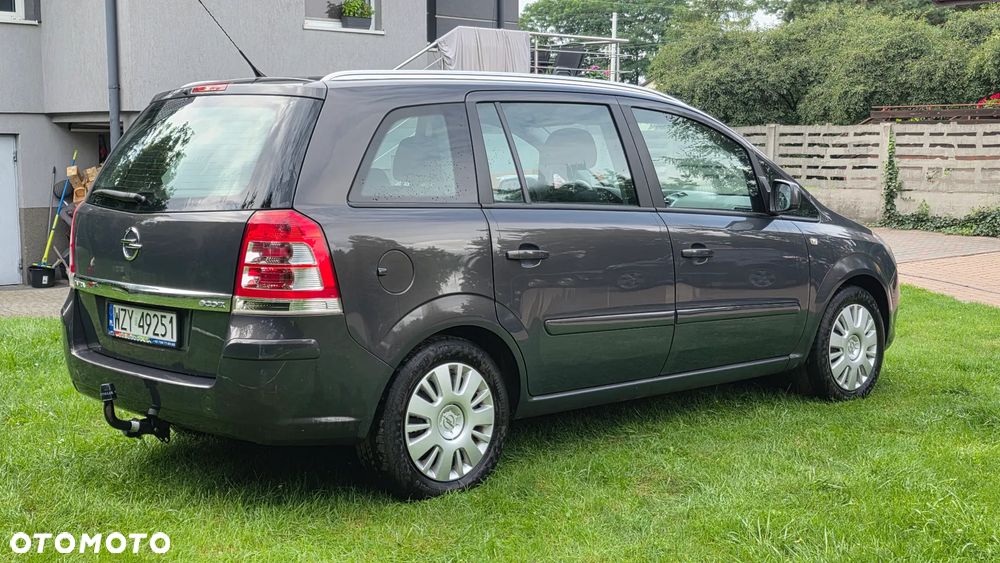 Opel Zafira 1.6 ECOFLEX Family Plus - 3