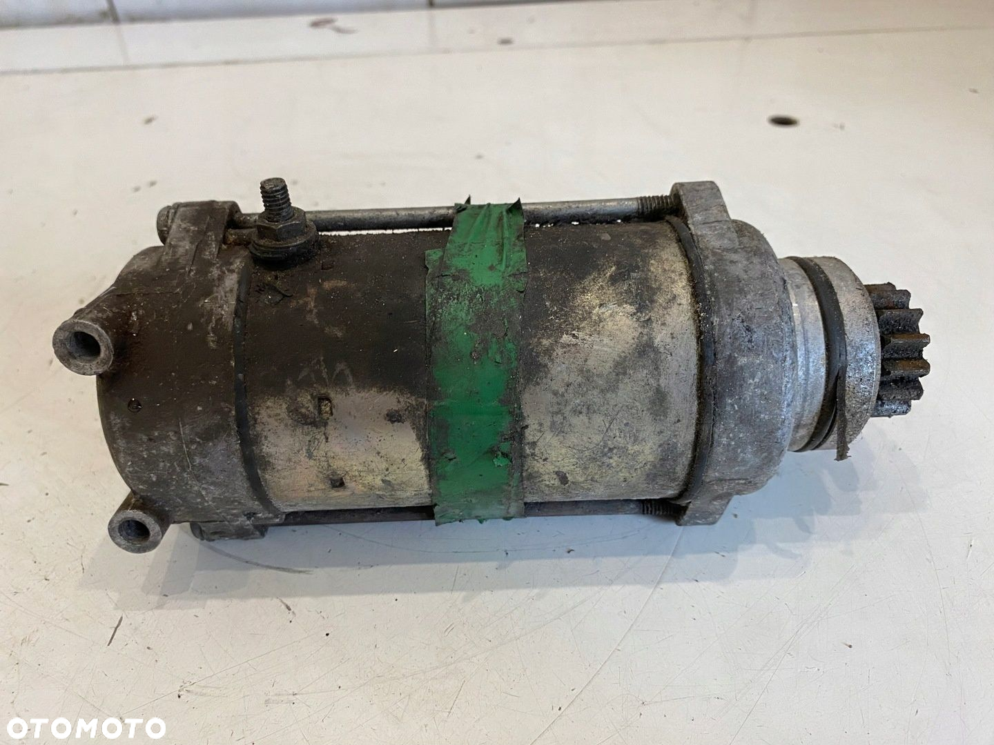 KAWASAKI KZ 650 ROZRUSZNIK STARTER ELEKTRYCZNY - 4